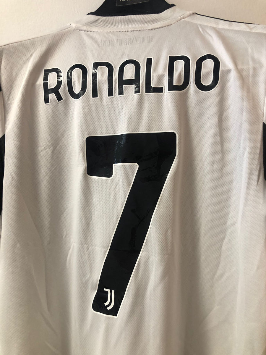 JUVENTUS ITALY 2021 2022 HOME FOOTBALL SHIRT JERSEY #7 RONALDO