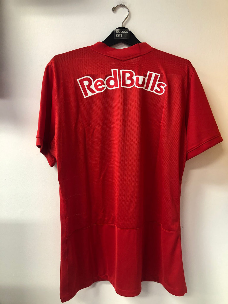 Special kit: Our Red Bulls go all red - FC Red Bull Salzburg