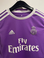 Real Madrid 2016/17 - Away