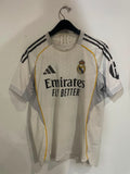Real Madrid 2025/26 - Home - Bellingham #5 *PLAYER ISSUE*