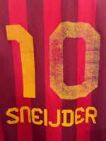 Galatasaray 2013/14 - Alternate - Sneijder #10