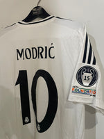 Real Madrid 2024/25 - Home - Modric #10