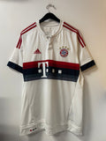 Bayern Munich 2015/16 - Away