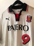Urawa Red Diamonds 2001/02 - Away