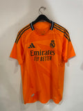 Real Madrid 2024/25 - Away *PLAYER ISSUE*