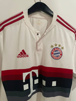 Bayern Munich 2015/16 - Away