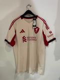 Liverpool 2025/26 - Away - M. Salah #11 *BNWT*