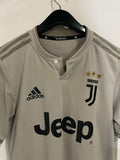 Juventus 2018/19 - Away *PLAYER ISSUE*