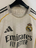 Real Madrid 2025/26 - Home - Bellingham #5 *PLAYER ISSUE*