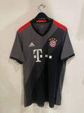 Bayern Munich 2016/17 - Away