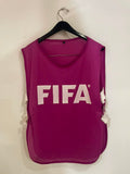FIFA - Pinnie