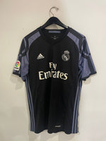 Real Madrid 2016/17 - Alternate - Bale #11