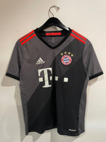 Bayern Munich 2016/17 - Away