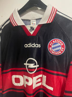 Bayern Munich 1998/99 - Home - Basler #13