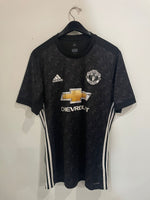 Manchester United 2017/18 - Away