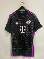Bayern Munich 2023/24 - Away - Sane #10