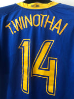 Thailand 2010 - Away - T. Winothai #14