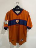 Barcelona 1998/00 - Alternate - Figo #7
