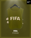 FIFA - Pinnie