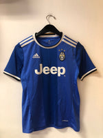 Juventus 2016/17 - Away