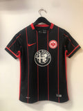 Eintracht Frankfurt 2015/16 - Home
